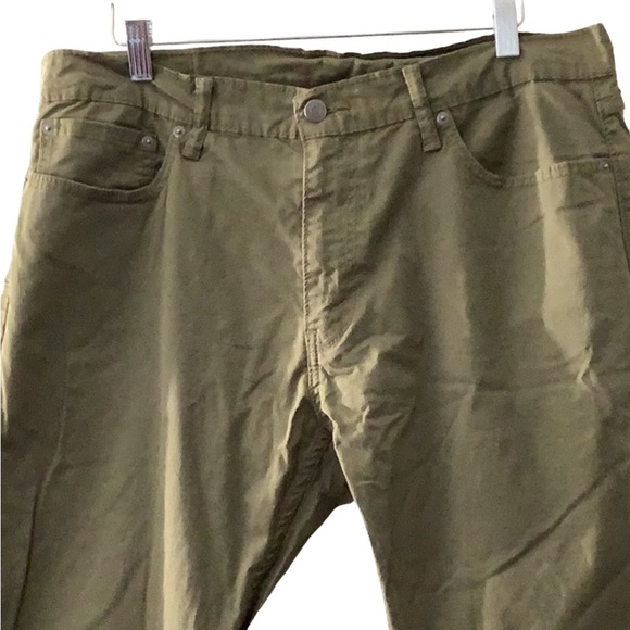 Levi Strauss & Co. Mens Pants - Picture 3 of 8
